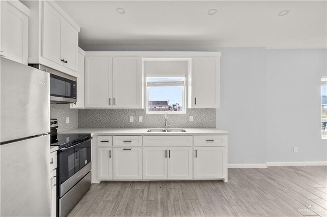 Building Photo - 17 N 33rd Ln