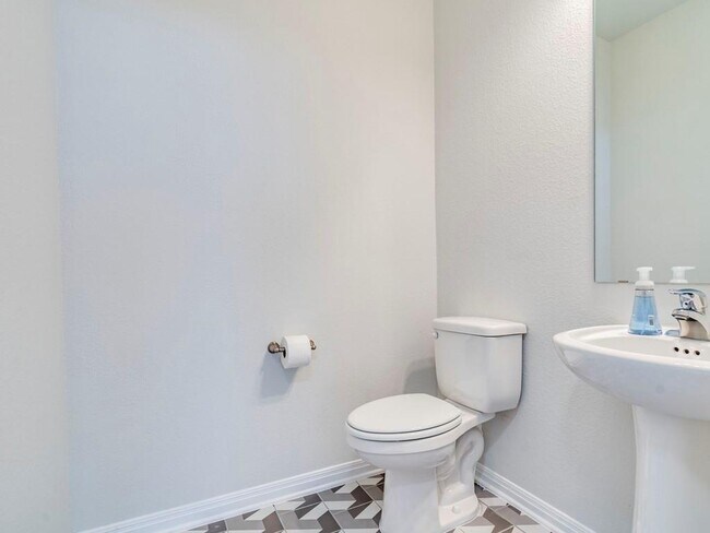 Building Photo - 4113 Birdwatch Loop