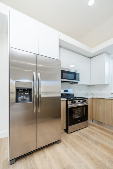 Primary Photo - 2949 W 25th Pl