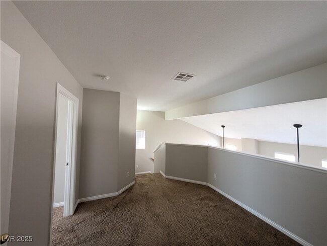 Building Photo - 9575 Belle Fountain Ave