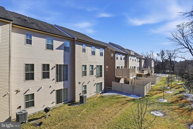 Building Photo - 16416 Fife Wy