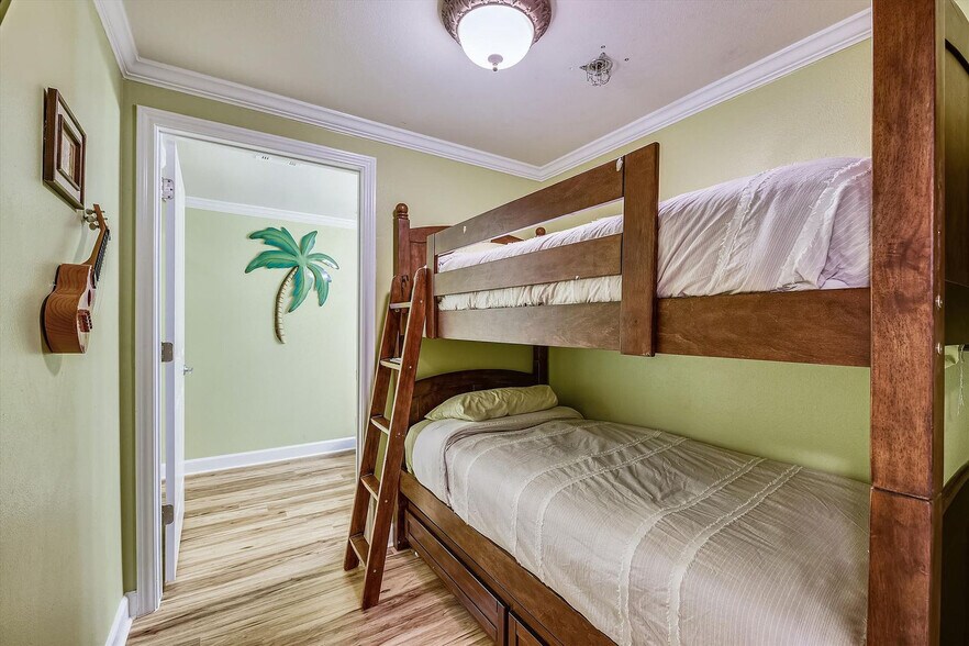 Building Photo - 104 Gulfside Ct