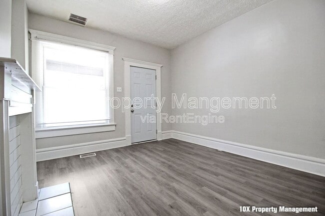 Building Photo - 1129 McAllister Ave