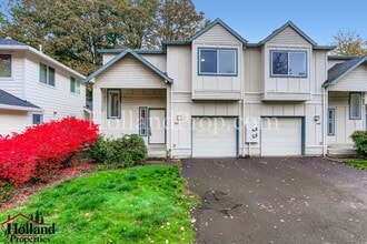 Building Photo - Lovely 3 bedroom home in West Linn! **BEST...