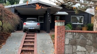 Building Photo - 4633 N Gantenbein Ave