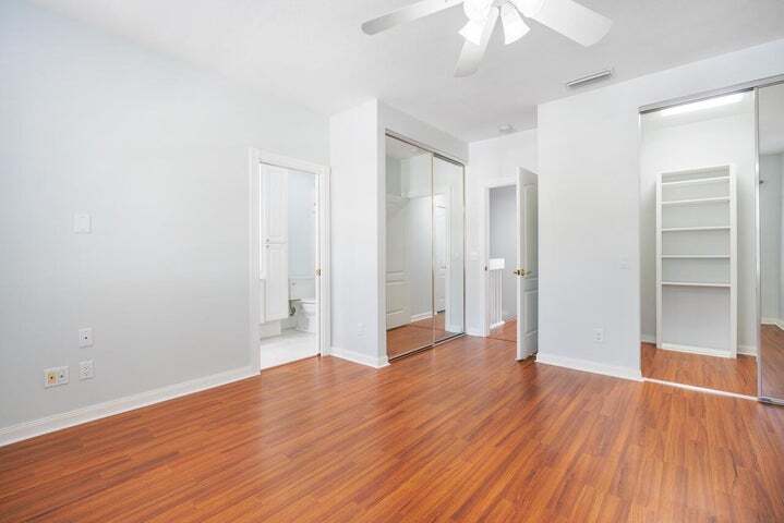 Building Photo - 329 Legare Ct