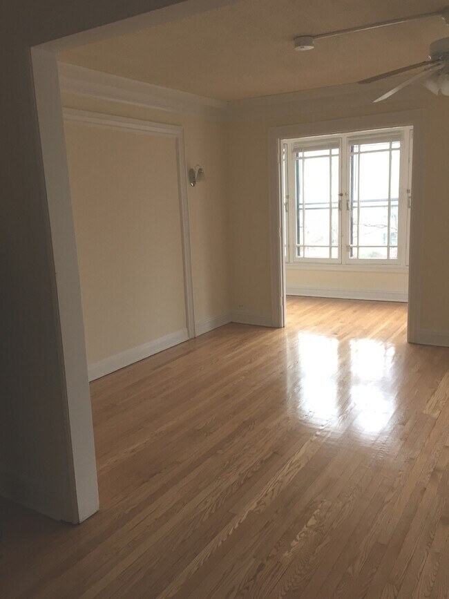 Building Photo - 1603 Ridge Ave