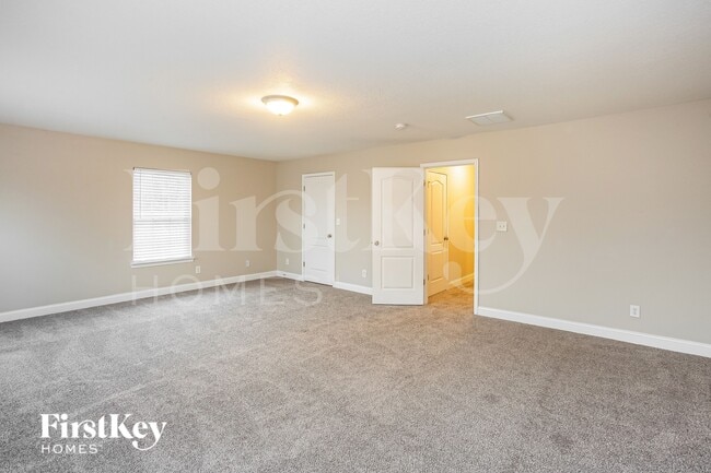 Building Photo - 366 Courtland Ct