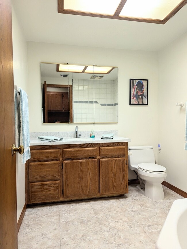 Building Photo - 9041 Emperor Ave