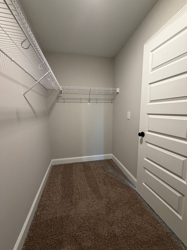 Building Photo - 1711 Golf Club Ln NW