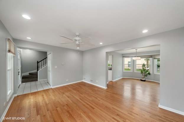 Building Photo - 1270 S Paddock Dr