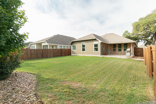 Building Photo - 15027 Stagehand Dr