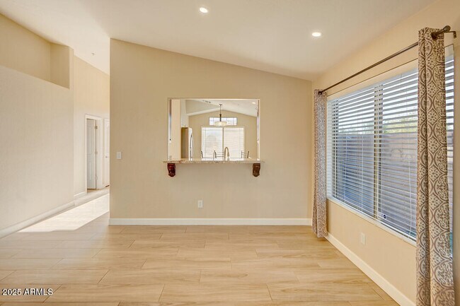 Building Photo - 10278 E Tierra Buena Ln