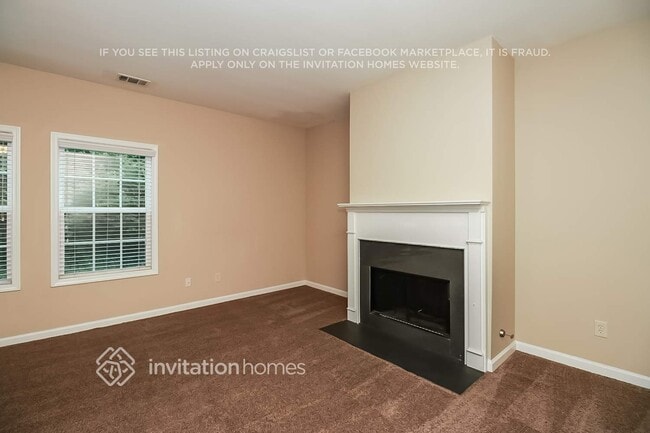 Building Photo - 3021 Leatherleaf Tr