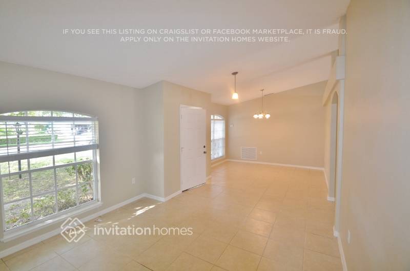 Building Photo - 936 Delano Ct