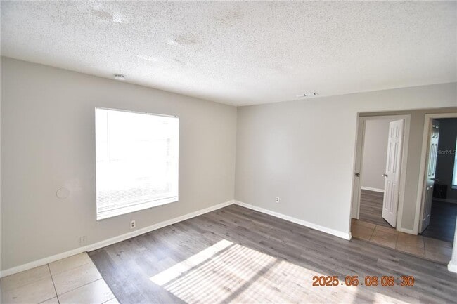 Building Photo - 2205 Irene St