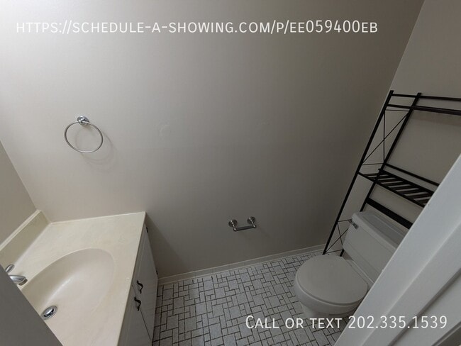 Building Photo - 3712B Steppes Ct