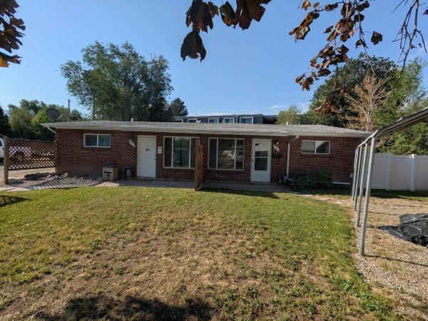 Building Photo - 4365-4367 Rose Garden Ln