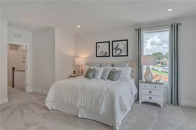 Building Photo - 658 Noush Ct