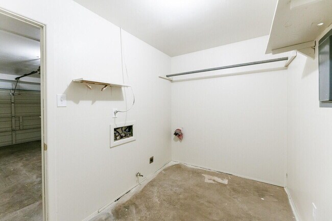 Building Photo - 4926 48th St