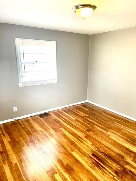 Bedroom 2 (2 Bedroom Unit) - 10063 Jeffrey Dr