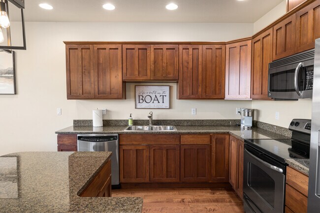 Building Photo - 9287 Riverview Way NW