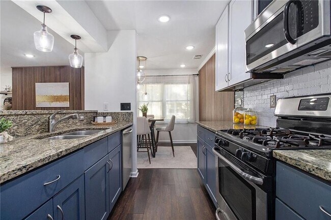 Building Photo - 1538 Chantilly Dr NE
