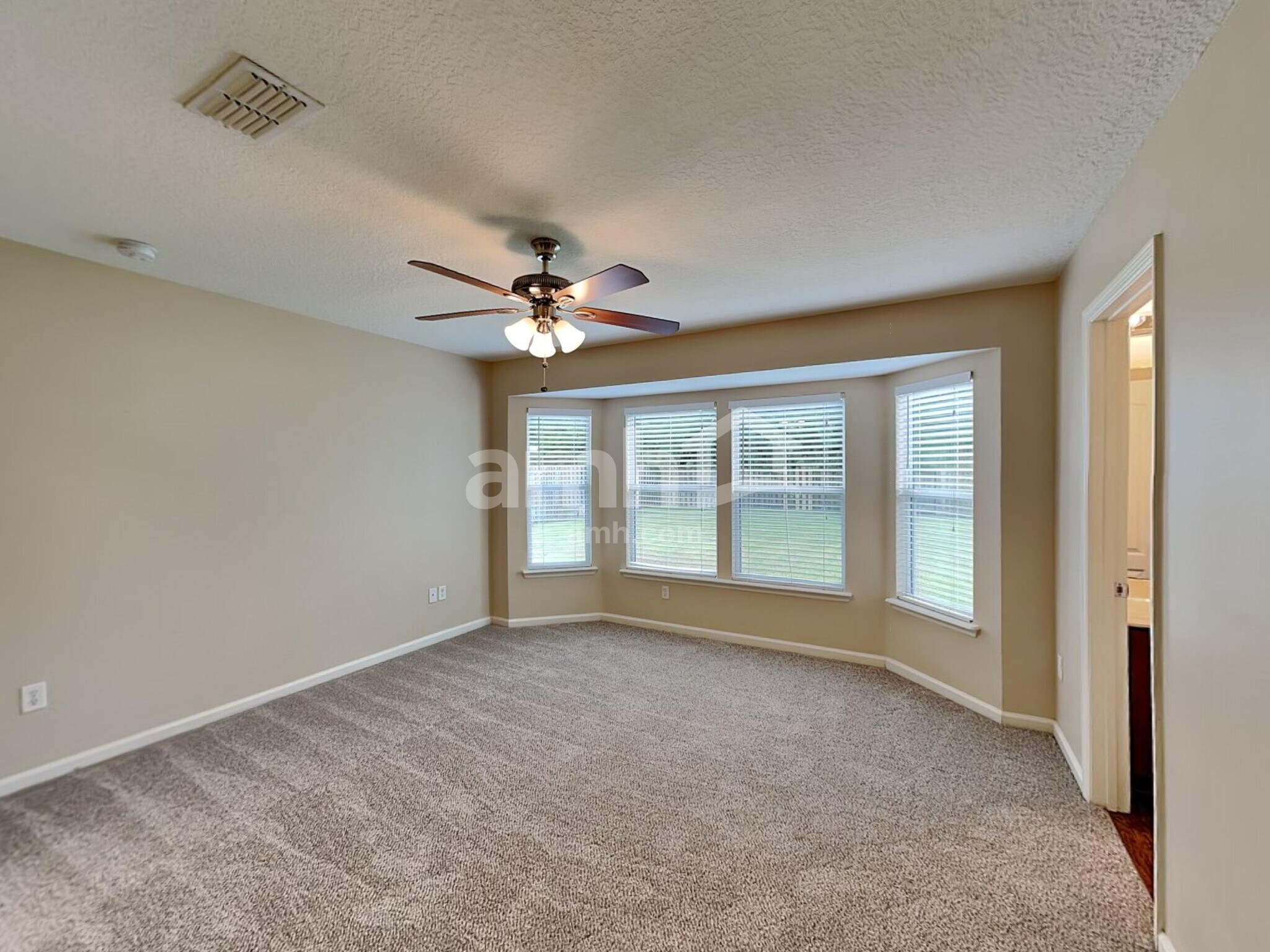 Building Photo - 12607 Wooded Bluff Ct