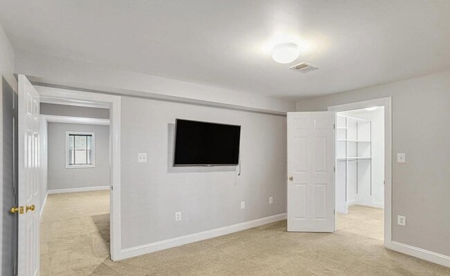 Building Photo - 4728 23rd St N