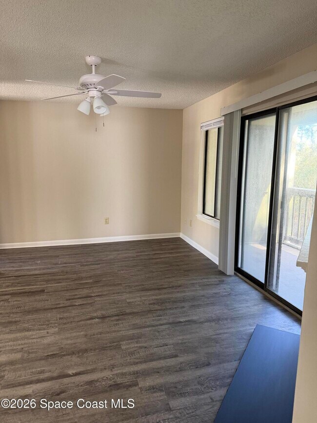 Building Photo - 3555 Sable Palm Ln