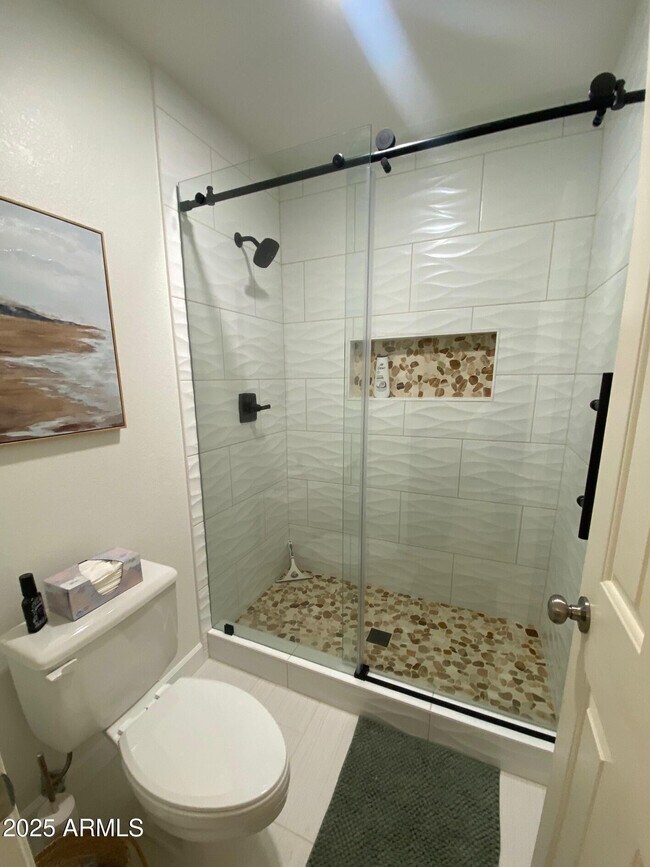 Building Photo - 3798 E Encinas Ave