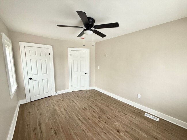 Building Photo - Fully Renovated 3-Bedroom Home – Move-In Ready for You!