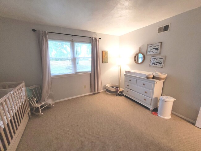 Building Photo - Spacious 5-Bedroom Home in Virginia Beach ...