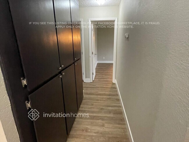 Building Photo - 8481 Cortadera Dr