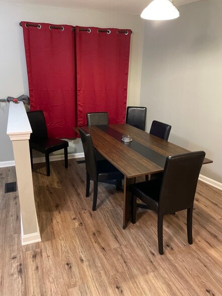 Building Photo - 3100 Beargrass Run Ct