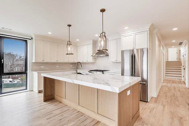 Building Photo - 5015 N Lincoln Ave