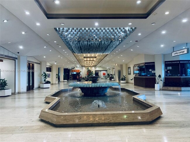 Building Photo - 801 Brickell Bay Dr