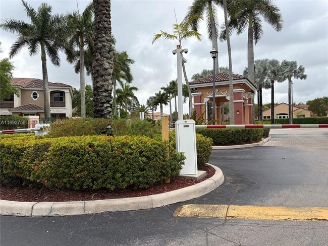 Building Photo - 2281 NE 42nd Ave