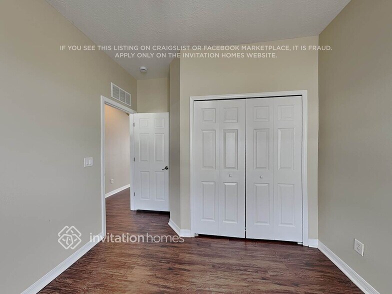 Building Photo - 9342 Beaufort Ct