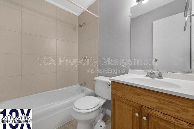 Building Photo - 3071 Rotunda Ct S