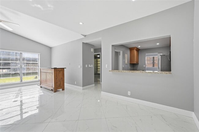 Building Photo - 1401 NW 97th Terrace