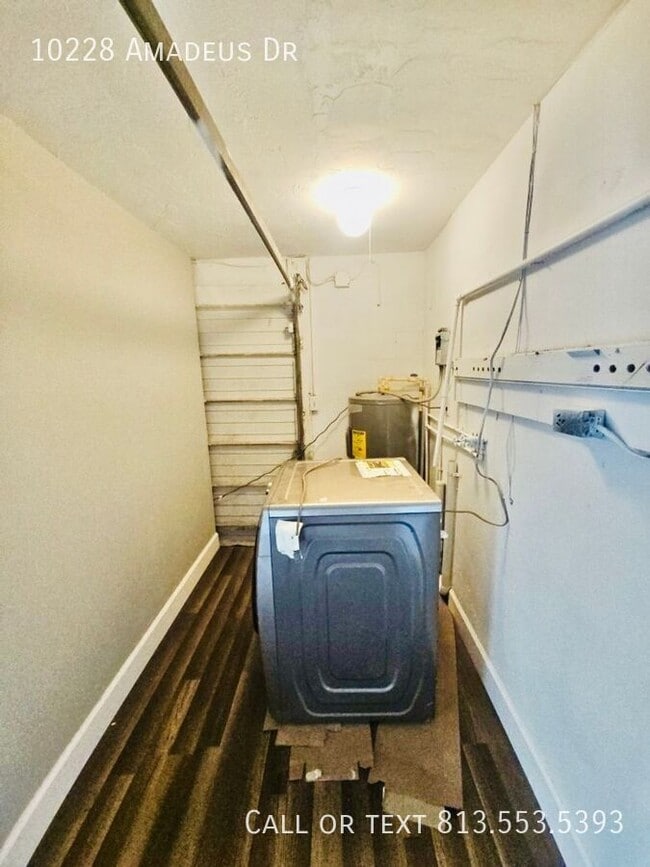 Building Photo - 10228 Amadeus Dr