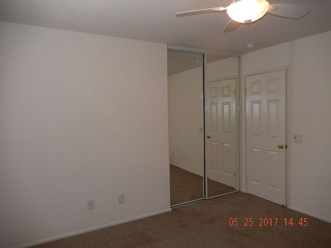Building Photo - 37965 Encanto Rd