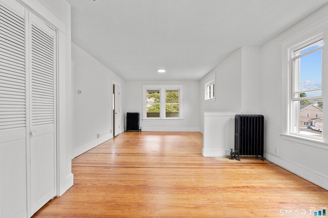 Building Photo - 37 Gridley St
