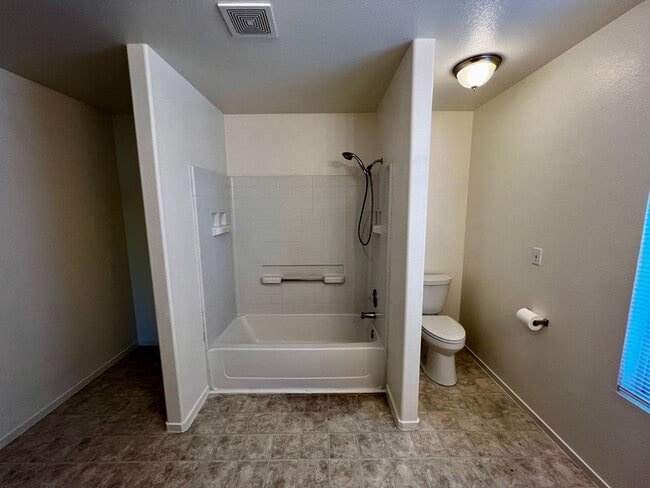 Building Photo - 1230 Sunup Dr