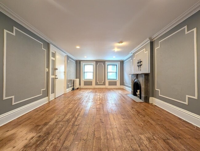 Building Photo - 136 Mercer St