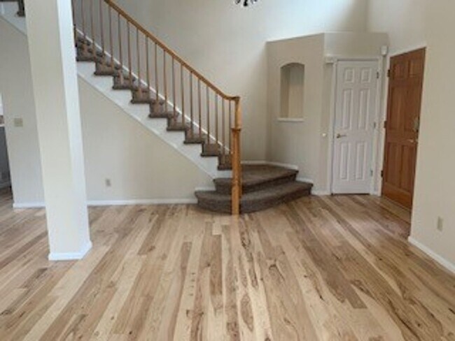 Building Photo - Single Family home located in Desirable Home Farms neighborhood