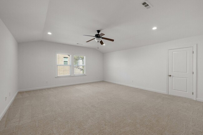 Building Photo - 4155 Old Light Cir