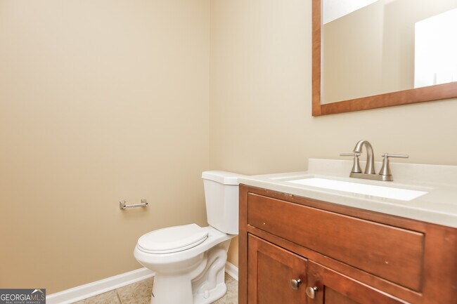 Building Photo - 2002 Reflective Waters Rd