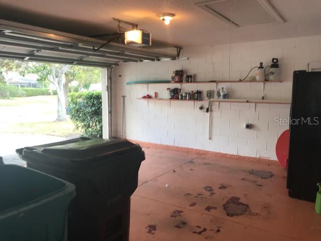 Building Photo - 6460 Winder Oaks Blvd